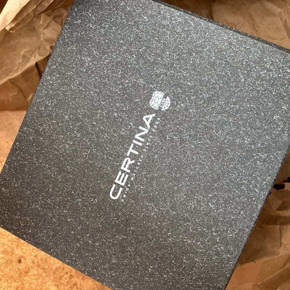 CERTINA DS ACTION POWERMATIC80 BLUE ON BRACELET 38MM - Picture 2 of 16